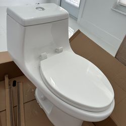 Glacier Bay Toilet With Top