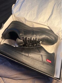 Nike Air Force 1 Low Supreme Black