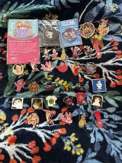 Disneyland authentic park trade pin lot of 35 pins