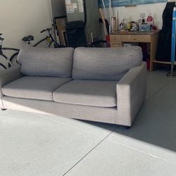 Pottery Barn Couch. Good Condition 