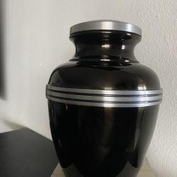 Med ⚱️ Urn