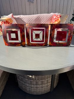 Red Metal 3 Square decor