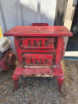Cast iron stove