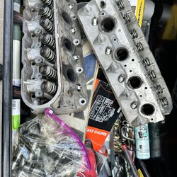 823 Heads With Dual Springs And Johnson Lifters