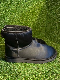 Ugg Mini classic Size 8 rare black satin
