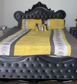 King Grey Velvet BEDFRAME