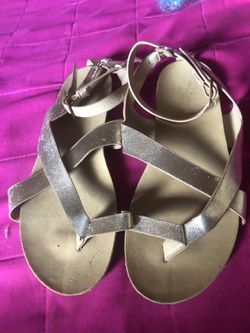Girl sandals size 5