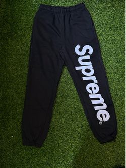 Supreme sweat pants (Size medium)