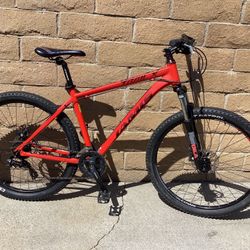 JAMIS TRAIL X SPORT MOUNTAIN BIKE W /  MECHANICAL DISC BRAKES 