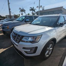 2017 Ford Explorer 