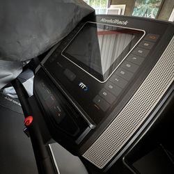 NordicTrack T6.5 Si Treadmill