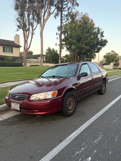 Toyota Camry Sedan 2000