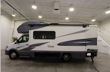 2018 Winnebago View 24D