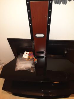 TV Stand/Entertainment