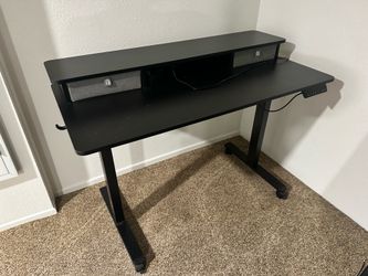 Standing desk