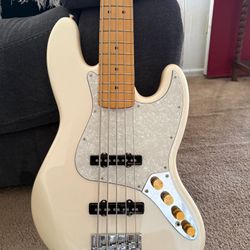 Fender 5 Strings Player ll Modified 