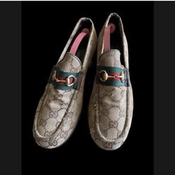 Vintage and authentic woman size 8