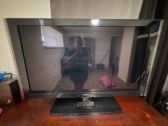 50in Samsung tv with remote