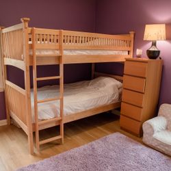Wooden Bunk  Beds With Ladder