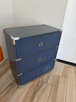 Tommy Hillfiger 3 Drawer Dresser