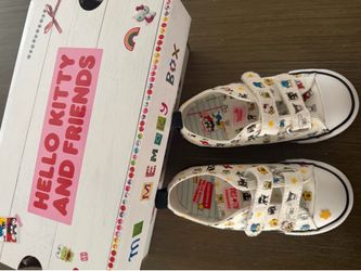 Toddler hello kitty converse