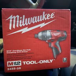 Milwaukee M12 Cordless No-Hub Coupling Drill Driver