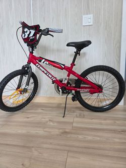 NEW Dynacraft Wipeout 20" Kids Bike - Never Used with Tags