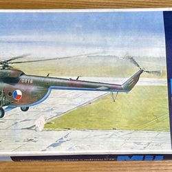 1/72 KP Mil Mi-8 Cold War Soviet Eastern Bloc Helicopter Model Kit