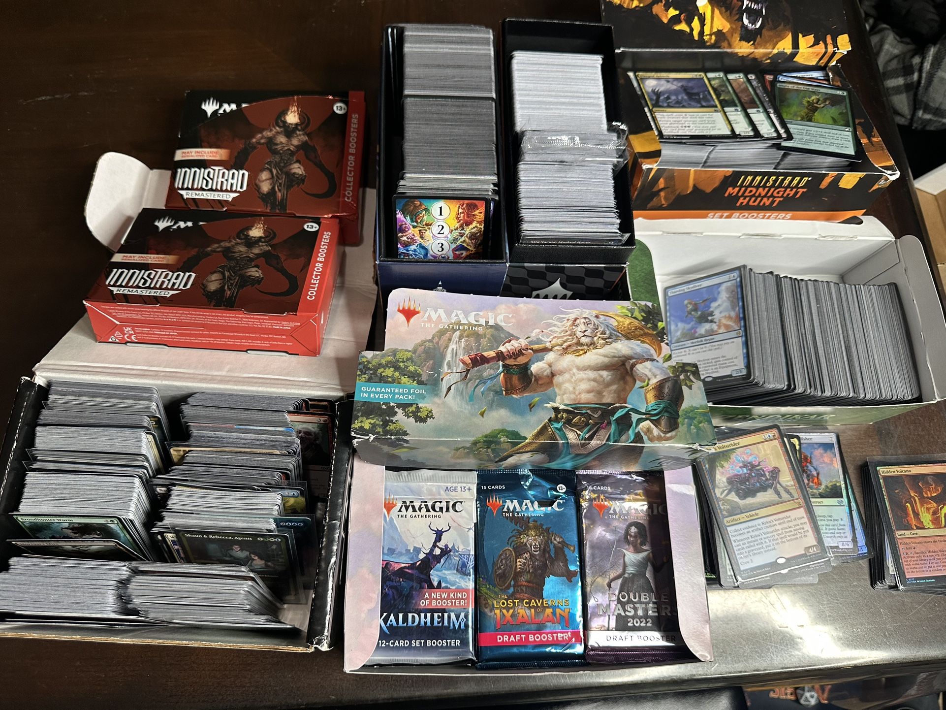 Lot of 3000+ Magic The Gathering Cards for Sale in Los Angeles, CA ...