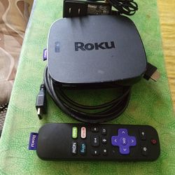 ROKU ULTRA 4K STREAMING MEDIA PLAYER HD/4K/HDR WI-FI VOICE REMOTE CONTROL HDMI CABLE 