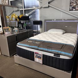 Wonderful Bedroom set! $1399 🩶📦✨