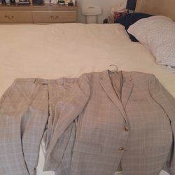 Carlo Lusso suit
