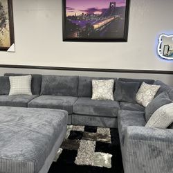 Gray Huge Sofa Sectional W/ Big Ottoman 