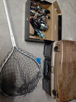 Fishing Gear (Lot)