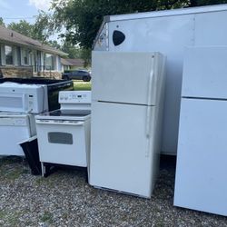 Stove Microwave Fridge Dishwasher 