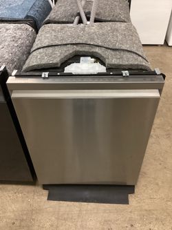 Samsung Bespoke AI Dishwasher w/ StormWash and Smart Dry New Scratch and Dent