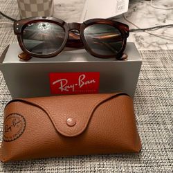 Ray-Ban
