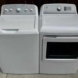 GE Large Capacity Washer And Dryer 