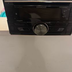 Kenwood  CD radio 