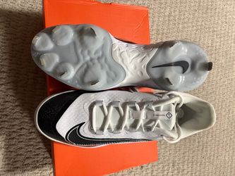 Nike baseball cleats size 13