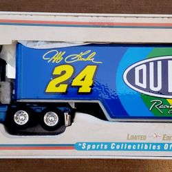 JEFF GORDON DUPONT 1/64 SCALE ERTL TRANSPORTER
