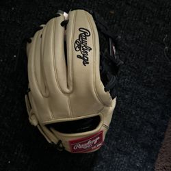 Brand new RAWLINGS GG Elite baseball glove 