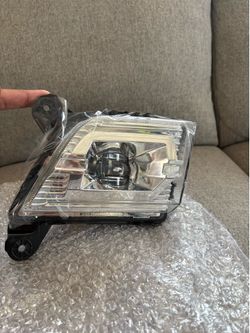 Chevy silverado led fog light year 2019 to 2023