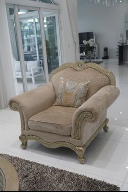 Elegant Oversized Armchair Couch- Plush Velvet & Gold Trim