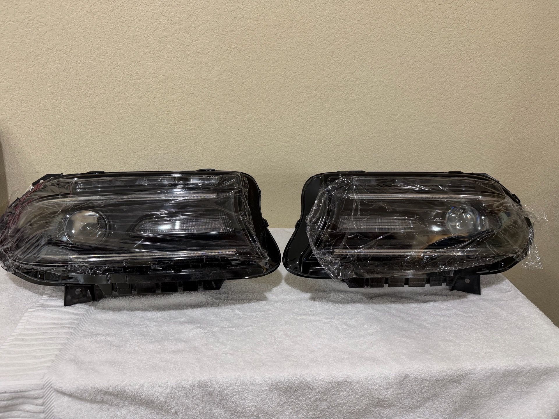2015-2022 dodge charger headlights