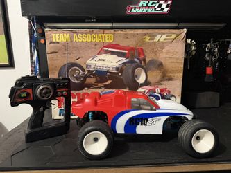 Team Associated 