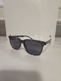 Carfia Polarized Sunglasses (model CA5354)