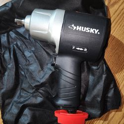 Husky High-Low Torque 1/2" Impact Wrench 800FT-LBS 1003 097 313