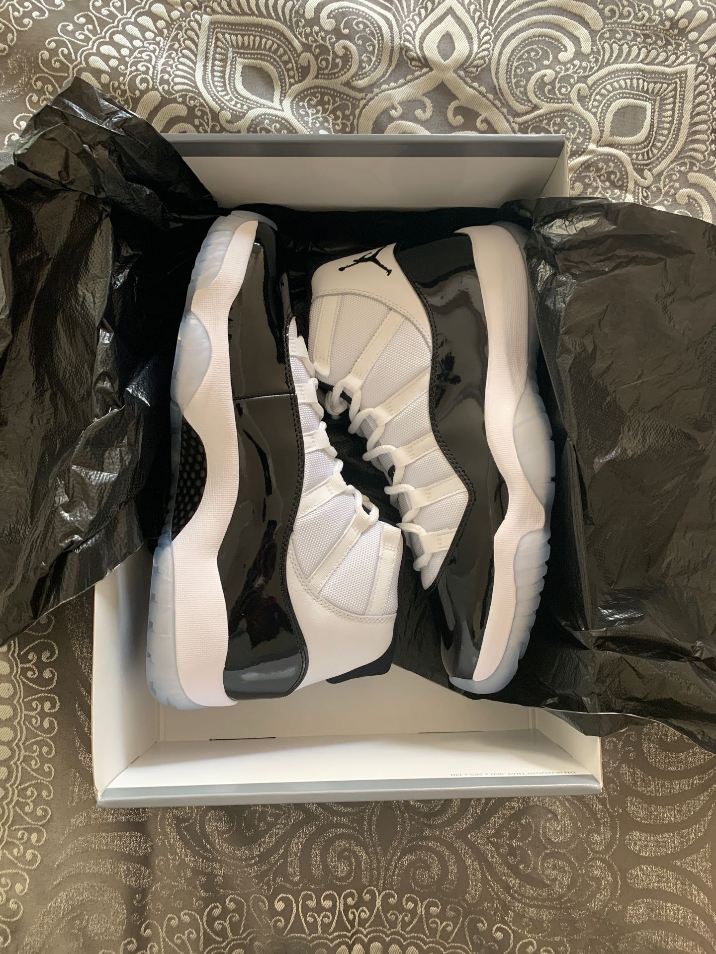 Air Jordan 11 Retro “Concord” 2018