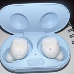 Galaxy 1gen earbuds